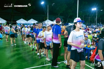 Photo HO CHI MINH CITY NIGHT RUN EXIMBANK 2026 - 009f5b68fb1c6b07b8a9596cd86ea66c.jpg