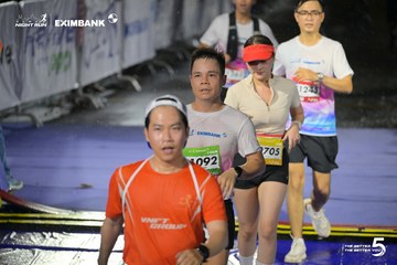 Photo HO CHI MINH CITY NIGHT RUN EXIMBANK 2026 - 00d73484c3bb90f40a477aa2897c1bdc.jpg