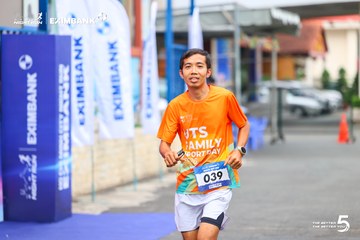 Photo HO CHI MINH CITY NIGHT RUN EXIMBANK 2026 - 00e0effd0760ae505c69736693c3f0fa.jpg