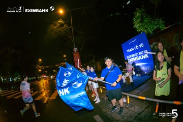 Photo HO CHI MINH CITY NIGHT RUN EXIMBANK 2026 - 013516997f0a6f7bfabd1a7a89d69ba2.jpg