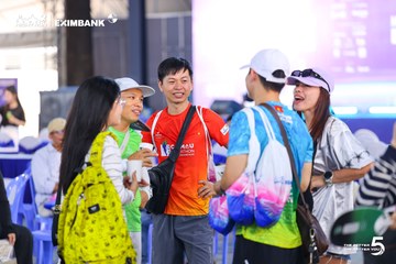 Photo HO CHI MINH CITY NIGHT RUN EXIMBANK 2026 - 0135308f50d54b09c041f7ff504d2588.jpg