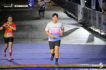 HO CHI MINH CITY NIGHT RUN EXIMBANK 2026 - Ảnh #4984562