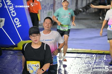 Photo HO CHI MINH CITY NIGHT RUN EXIMBANK 2026 - 02bf1cbd6b5dba166675b4ed5d30c157.jpg