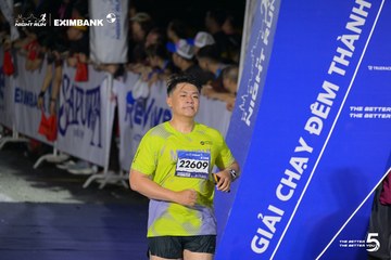 HO CHI MINH CITY NIGHT RUN EXIMBANK 2026 - Ảnh #4983920