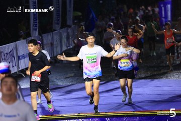 HO CHI MINH CITY NIGHT RUN EXIMBANK 2026 - Ảnh #4987915