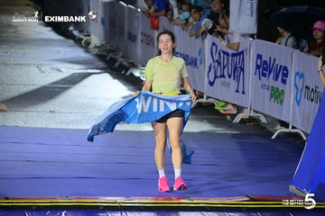 Photo HO CHI MINH CITY NIGHT RUN EXIMBANK 2026 - 040a743c3180c59d84aef74821456186.jpg