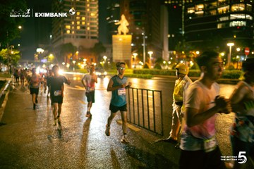 Photo HO CHI MINH CITY NIGHT RUN EXIMBANK 2026 - 0494fd456993540062c4217db454889e.jpg