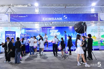 Photo HO CHI MINH CITY NIGHT RUN EXIMBANK 2026 - 04e4c5b4d7adbc64c9a6d42cdce2ba45.jpg