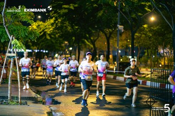 Ảnh sự kiện HO CHI MINH CITY NIGHT RUN EXIMBANK 2026 - 0523b370136e50b33ffa56fec91b926a.jpg