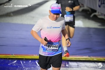 HO CHI MINH CITY NIGHT RUN EXIMBANK 2026 - Ảnh #4983662