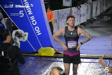 Photo HO CHI MINH CITY NIGHT RUN EXIMBANK 2026 - 078f940dea5808a4b7bcf402bc34e7ed.jpg