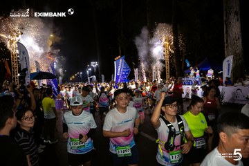 Ảnh sự kiện HO CHI MINH CITY NIGHT RUN EXIMBANK 2026 - 0830566a91f1ec5aa996ba911fe95722.jpg