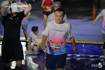 Photo HO CHI MINH CITY NIGHT RUN EXIMBANK 2026 - 095e3b8d36ba24999bb124da8e9bd742.jpg