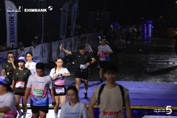 HO CHI MINH CITY NIGHT RUN EXIMBANK 2026 - Ảnh #4988233