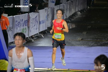 Photo HO CHI MINH CITY NIGHT RUN EXIMBANK 2026 - 0b324506df040320485c738a5cd680d4.jpg