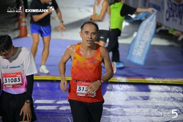 Photo HO CHI MINH CITY NIGHT RUN EXIMBANK 2026 - 0bdf0039cbca954ae0722b09be4ab6e2.jpg