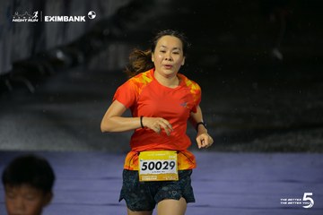 Photo HO CHI MINH CITY NIGHT RUN EXIMBANK 2026 - 0f24148941740984c474fdcd8b0fcbec.jpg