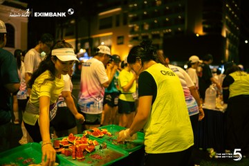 Photo HO CHI MINH CITY NIGHT RUN EXIMBANK 2026 - 0fb86e841905c49925332b3a9f733ff2.jpg