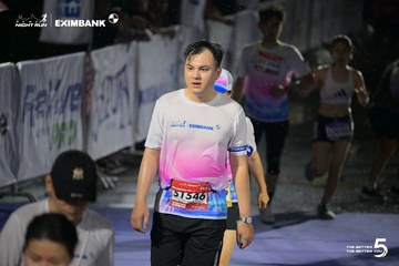 Photo HO CHI MINH CITY NIGHT RUN EXIMBANK 2026 - 0ffce7ed609078977c93a971b8f60006.jpg