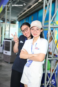 Photo HO CHI MINH CITY NIGHT RUN EXIMBANK 2026 - 102037b7c8b7ad613a1304c4e5e236aa.jpg