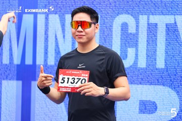 Photo HO CHI MINH CITY NIGHT RUN EXIMBANK 2026 - 104a68d1c4a02064acad44ca97a22b6c.jpg