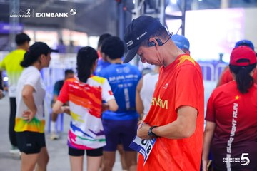Photo HO CHI MINH CITY NIGHT RUN EXIMBANK 2026 - 10e272a005b2f5763c0772be9a7339c8.jpg