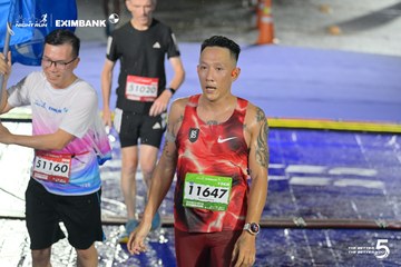 Photo HO CHI MINH CITY NIGHT RUN EXIMBANK 2026 - 11912c67cda1cdc8f79dcf470c7038e6.jpg