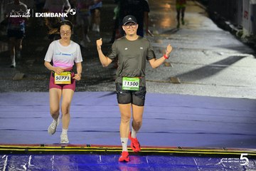 Photo HO CHI MINH CITY NIGHT RUN EXIMBANK 2026 - 11b1732c96b9e1f2046450da03f7cfa9.jpg