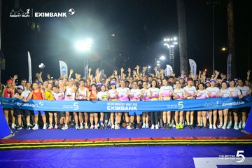 Ảnh sự kiện HO CHI MINH CITY NIGHT RUN EXIMBANK 2026 - 1242438a0d0eedcfe2830d3f95044b43.jpg