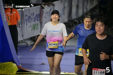 Photo HO CHI MINH CITY NIGHT RUN EXIMBANK 2026 - 1264c24ee99197a1fb086f4faf17736e.jpg