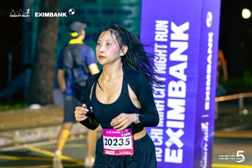 Ảnh sự kiện HO CHI MINH CITY NIGHT RUN EXIMBANK 2026 - 13e3c2e8db6e48e955ffc5a720ebea75.jpg
