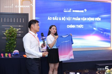 Photo HO CHI MINH CITY NIGHT RUN EXIMBANK 2026 - 149bf5385b37946be871052f8e03d237.jpg