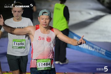 Photo HO CHI MINH CITY NIGHT RUN EXIMBANK 2026 - 14efb8da5e90720bf7d73fd1f71dcb32.jpg