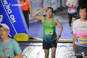 Photo HO CHI MINH CITY NIGHT RUN EXIMBANK 2026 - 151c3f21c709e15edc29804e7963ca08.jpg