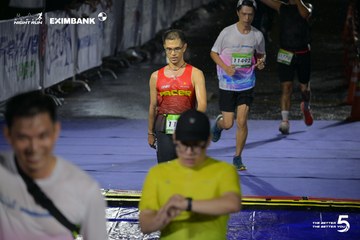 Photo HO CHI MINH CITY NIGHT RUN EXIMBANK 2026 - 155780802575bf81594473ab9dd2eed4.jpg