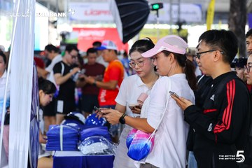 Photo HO CHI MINH CITY NIGHT RUN EXIMBANK 2026 - 156948441b28fbbcc0dee7f6e7b2c0bc.jpg