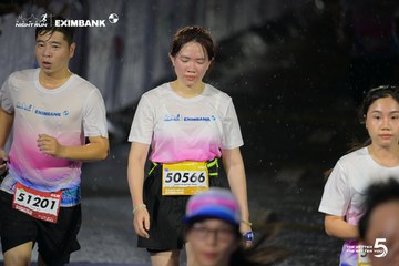 Photo HO CHI MINH CITY NIGHT RUN EXIMBANK 2026 - 158563059404cf394572f6515f4dd3da.jpg