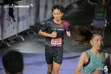 Photo HO CHI MINH CITY NIGHT RUN EXIMBANK 2026 - 1598ed2ebb4354ed786e389ef92b16b4.jpg