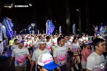 Ảnh sự kiện HO CHI MINH CITY NIGHT RUN EXIMBANK 2026 - 15c2ef0b1fdf85255d7c713c17b92bb9.jpg