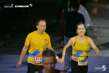 Photo HO CHI MINH CITY NIGHT RUN EXIMBANK 2026 - 161174c3f08c20884356b0cd7ff8b51d.jpg