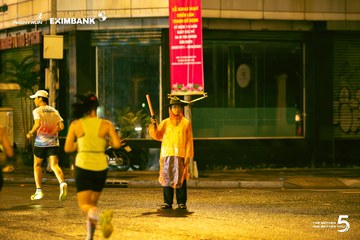 Photo HO CHI MINH CITY NIGHT RUN EXIMBANK 2026 - 1622a5aa29228b7a08064364b96df39f.jpg
