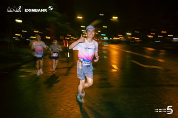 Photo HO CHI MINH CITY NIGHT RUN EXIMBANK 2026 - 16677a96dc470af2e717beac460bc61a.jpg