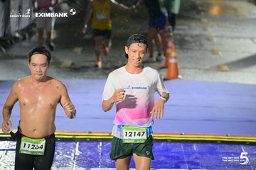 Photo HO CHI MINH CITY NIGHT RUN EXIMBANK 2026 - 166d446cb820c06e34e824634a018035.jpg