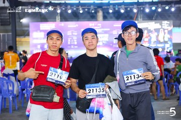 Photo HO CHI MINH CITY NIGHT RUN EXIMBANK 2026 - 1672141eecc260d4cffc33d8060d6640.jpg