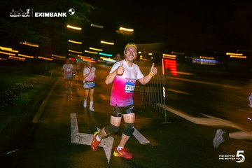Photo HO CHI MINH CITY NIGHT RUN EXIMBANK 2026 - 173bc45f6cc70d41c583118ff7c3d2cd.jpg