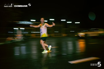 Photo HO CHI MINH CITY NIGHT RUN EXIMBANK 2026 - 1764f1a8a8f999180386242b24ea4a5b.jpg