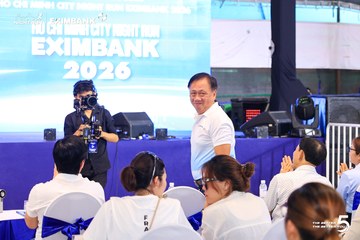 Photo HO CHI MINH CITY NIGHT RUN EXIMBANK 2026 - 18c99cdc450b4aa978391d3a1c42f426.jpg
