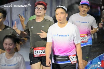 Photo HO CHI MINH CITY NIGHT RUN EXIMBANK 2026 - 19e821ee7a4f840756ac213c95c119cb.jpg