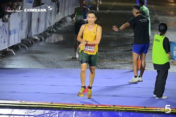 Photo HO CHI MINH CITY NIGHT RUN EXIMBANK 2026 - 1bd8182e155a400756ac93d4a57dfe8e.jpg