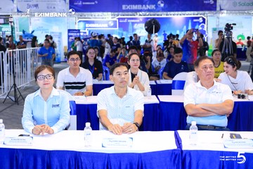 Photo HO CHI MINH CITY NIGHT RUN EXIMBANK 2026 - 1d46c9f7e5aa0287e0b75cf188f515d5.jpg